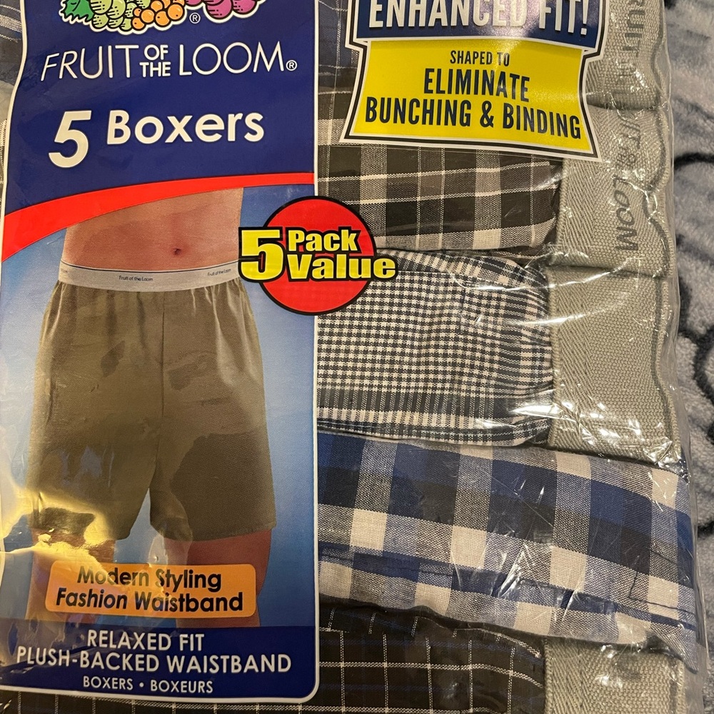 Men’s size large fruit of the loom boxer (5pack)